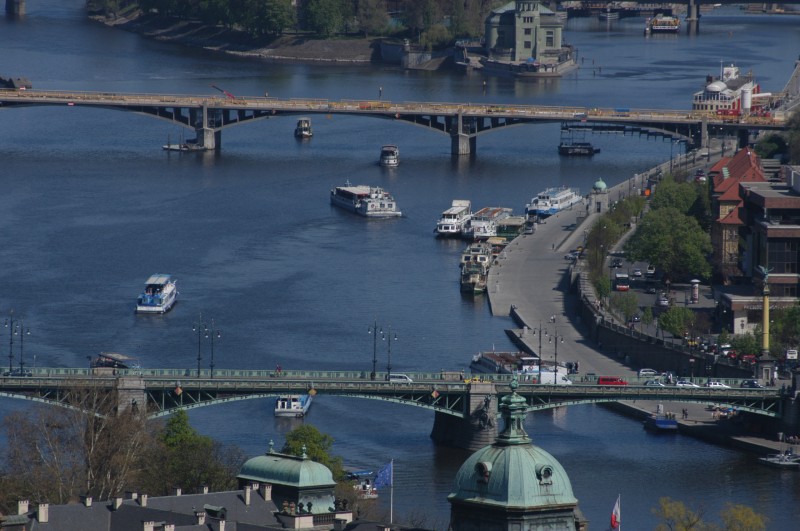 Busy transport under the bridges