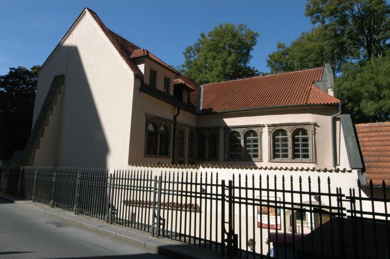 The Pinkas Synagogue